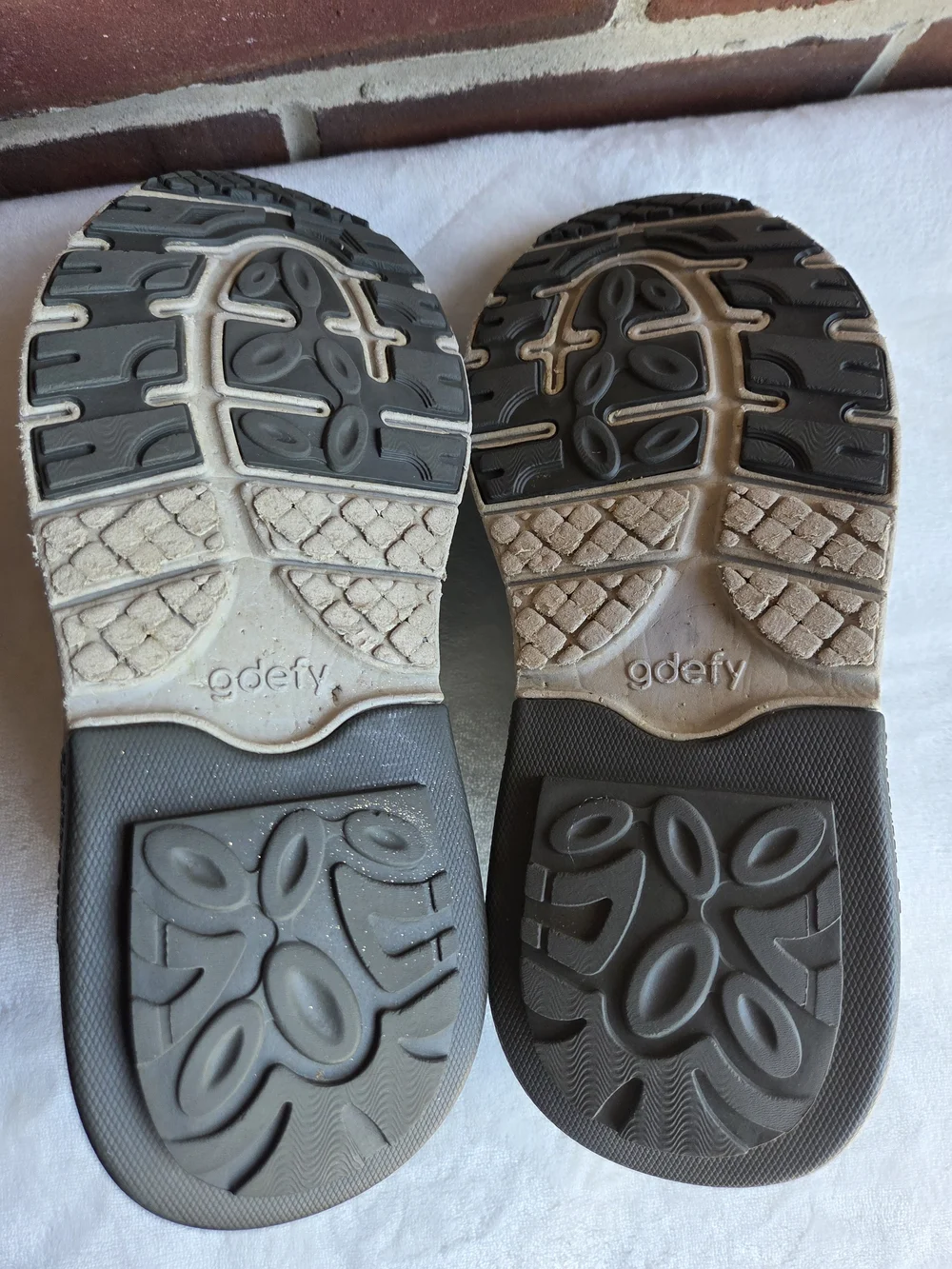 Gravity Defyer GDEFY VersoShock Walking Shoes Gray Blue Women's US 9